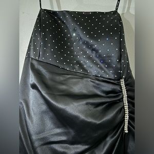 Black prom dress